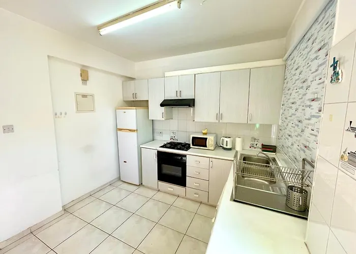 Comfort In - Orfeos By Platform 357 * ניקוסיה